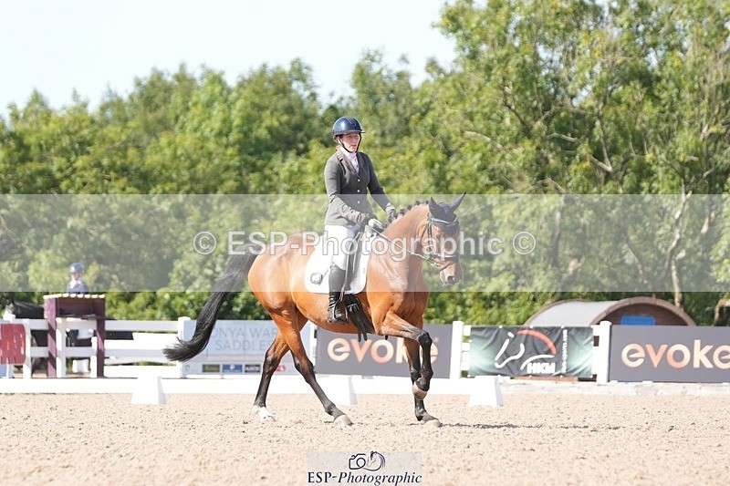 250817-160835-11661 - 190-Natalie.DraperRenkum.Cordula