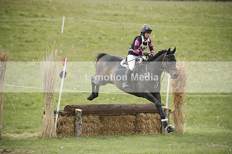 BVHT 140517  NXC -180 - Class 2 XC Novice 14/05/17