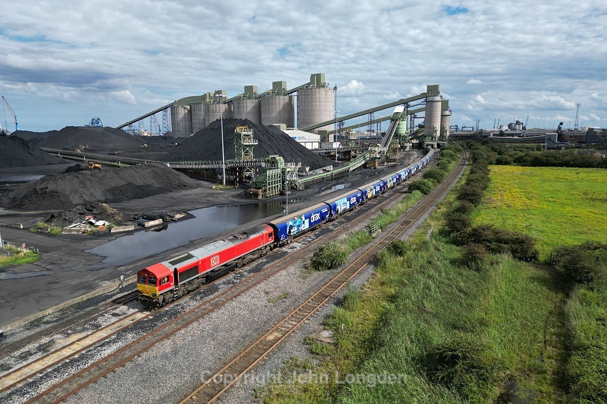 JL - 15.8.23 66105 6H77 Immingham - Drax PS, Immingham - North Lincs