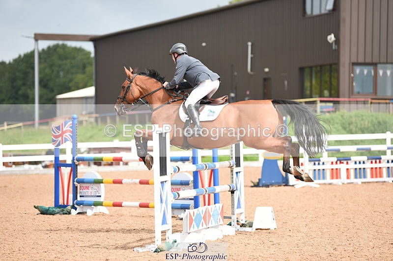 230902A-121214-00961 - Cls 9 1.10m Amateur Quali