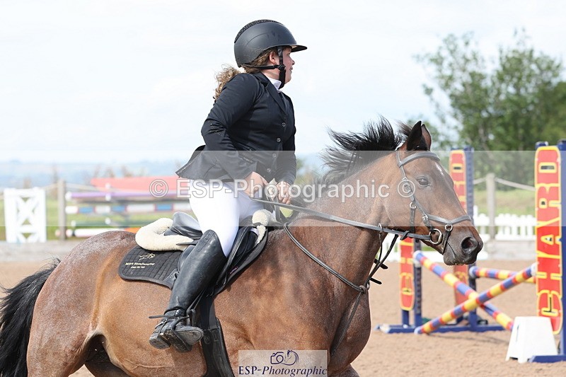 240714A-100109-01700 - Cls 3 A&B Pony BN & 80cm Open