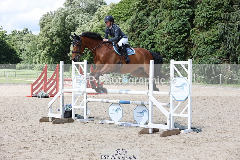 250614A-153005-08028 - Cls 30 1.05m Amateur Q and Open