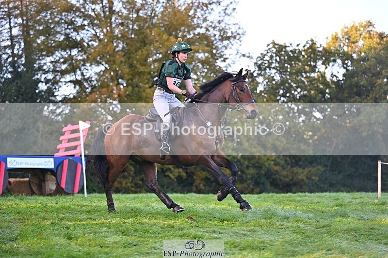 241026-094634-11047 - 305-Charlotte.Walters-HOLNEST.FEARGHAL