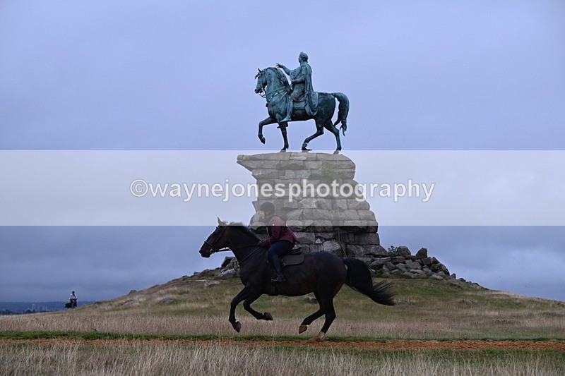 DSC_2531 - Time at Statue 12:34 to 12:56