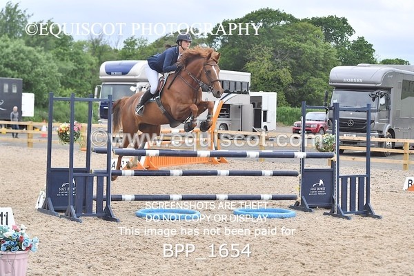 BPP_1654 - FRI CLASS 4 Senior Newcomers/ 1.10m Open