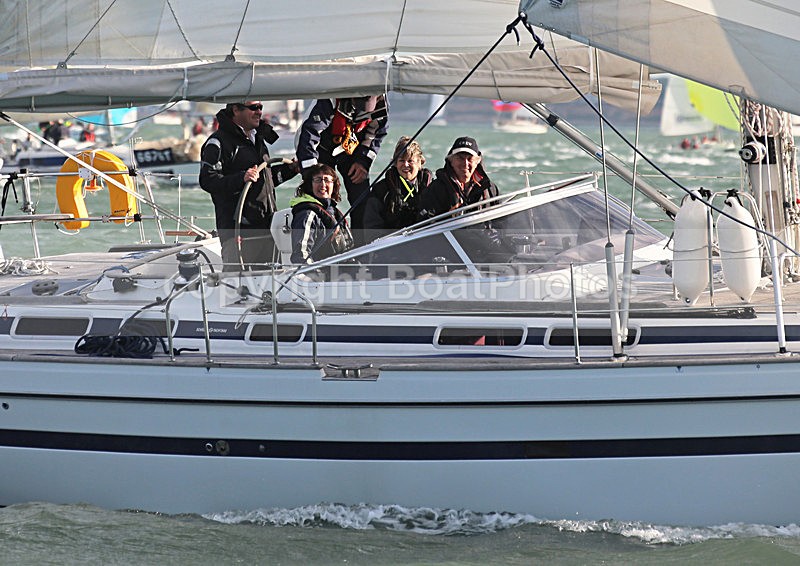 130601 GBR1204L WT7A7498 - ROUND THE ISLAND RACE - 1st June 2013