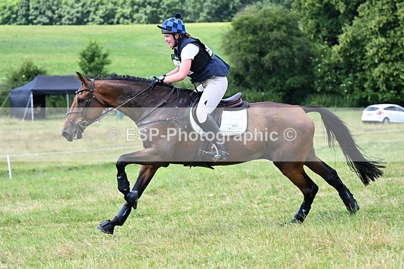 240630X-134150-7781 - 395-Tilly_Swanton-QUINTUS_GRANDIA_Z