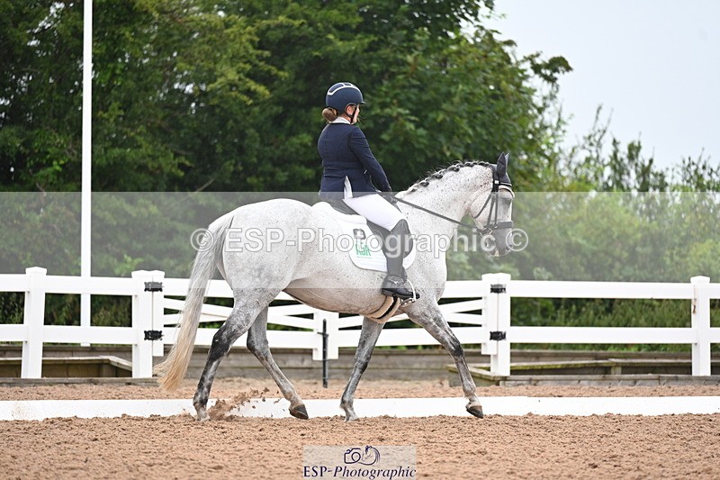 240815A-110759-00228 - 229-Jane.Phillips-Fair.duchess