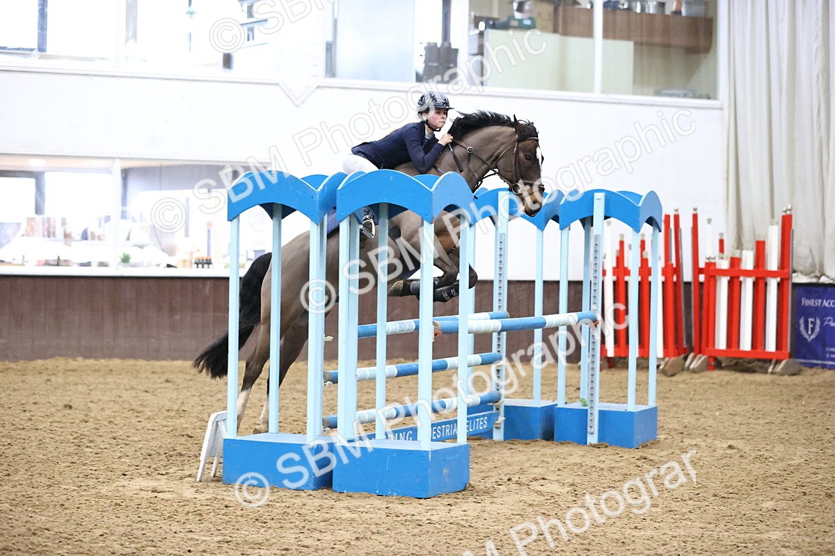 SBM_000910 - Class 4 - Blue Chip Pony Newcomers - 1.00m