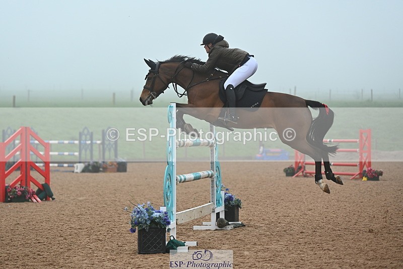 240316A-143120-04348 - Cls 17 National 1.30m Open