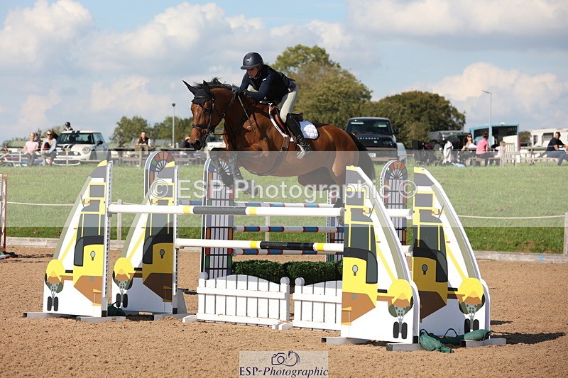 230915A-152145-02968 - Cls 5 National 1.40m