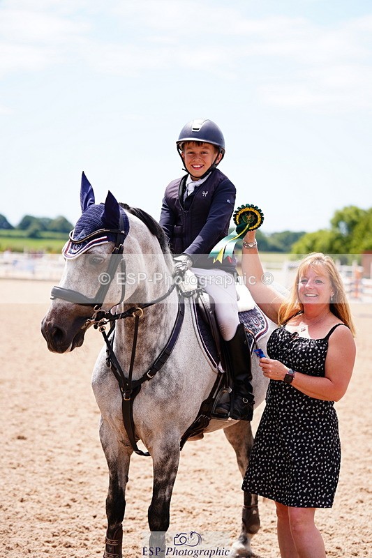 240629A-131528-05616 - Cls 18 Newcomers and 1m Open