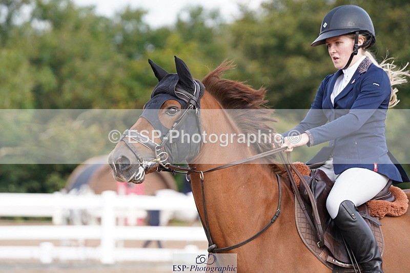 240915A-104210-09146 - Cls 32 Snr Discovery and 1m Open