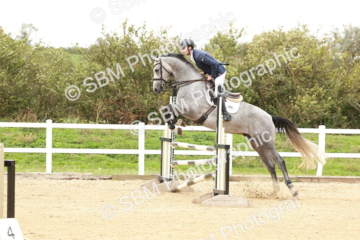 1I0A6740 - Class 2 - Senior British Novice