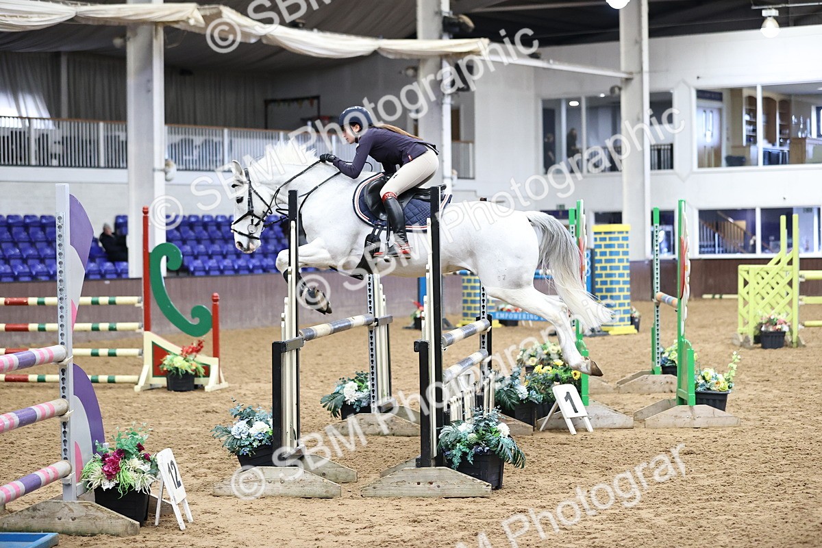 SBM_006096 - Class 16 - Senior Newcomers - 1.10m Open