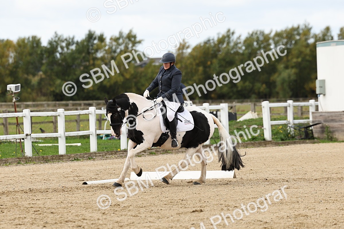 SBM_004421 - Class 69 - Novice 2
