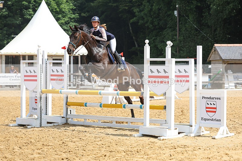 3E7A5842 - Class 5: Senior 95cm