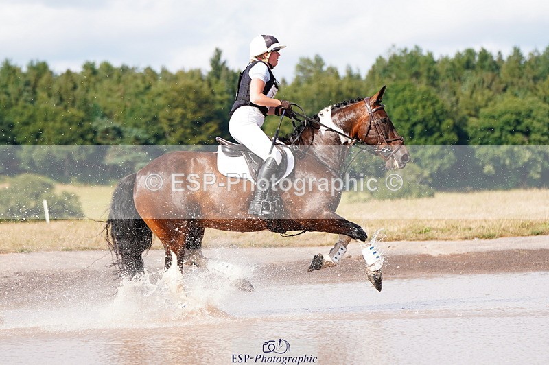 250803A-163026-17196 - Q-758-Caroline.Hutchens-CLOGORROWS.SOCKY