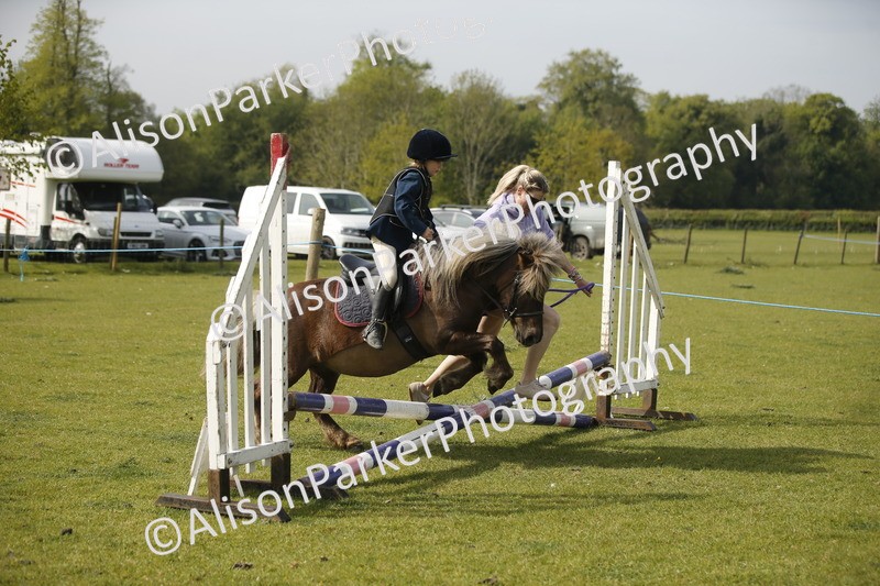 20260426-1079 - Class 1 - Mini Jumping - Lead rein or Assisted