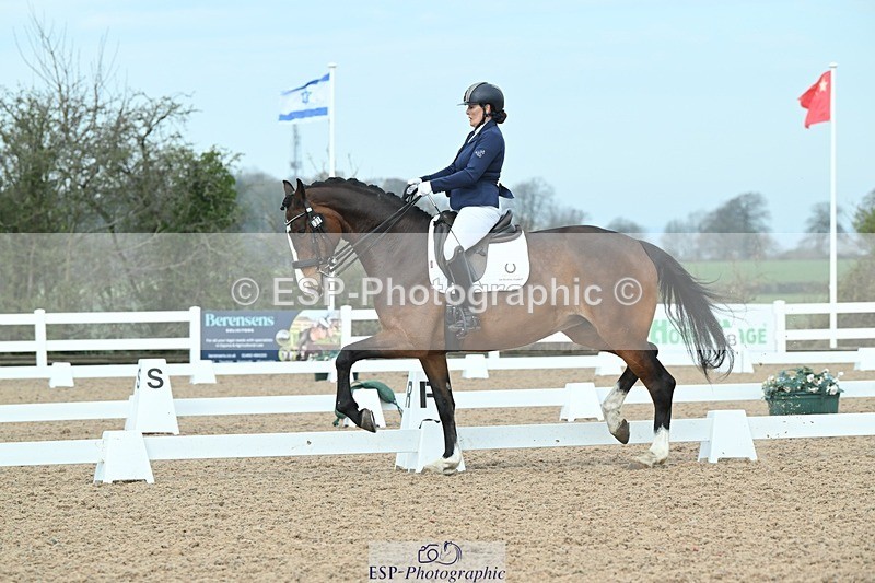 250403-095331-01061 - 037-Fay.Lai-Greenlanes.Lullaby