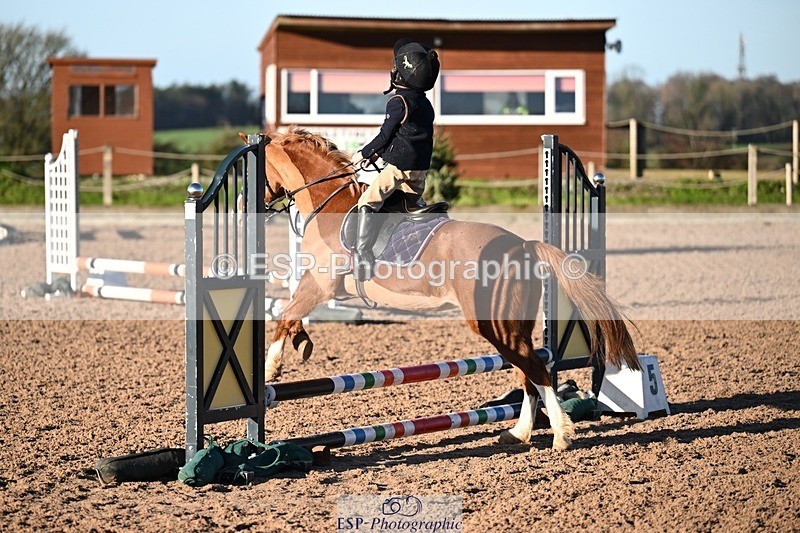 251130-101423-01321 - Cls 18 50cm Clear Round