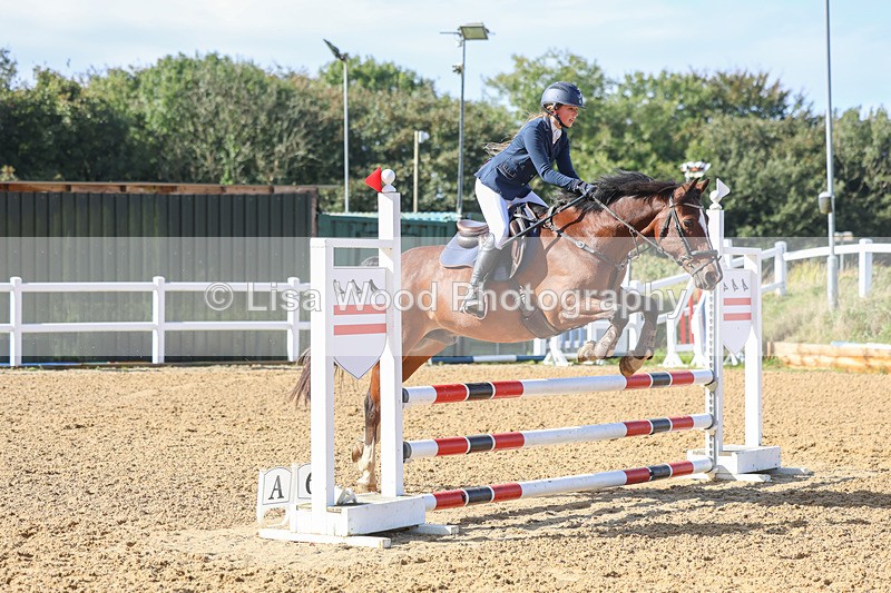 3E7A8305 - Class 4: Pony British Novice/80cm Open
