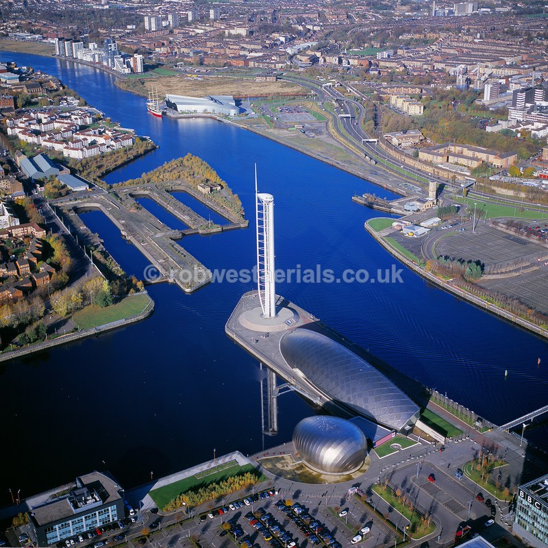 aerial pictures of Scottish cities towns tourist attractions of Scotland