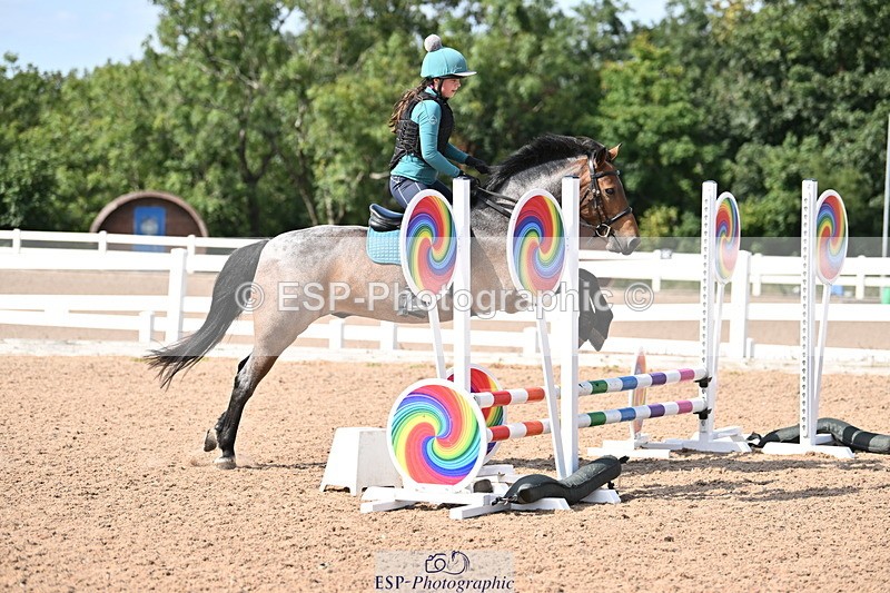 250821B-154442-00603 - Group B - Danielle