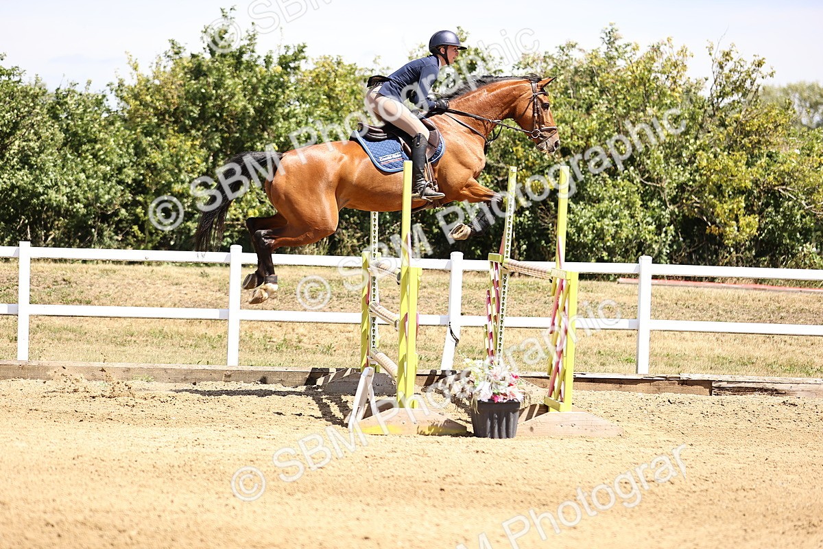 SBM_010113 - Class 9 - Senior Foxhunter - 1.20m Open
