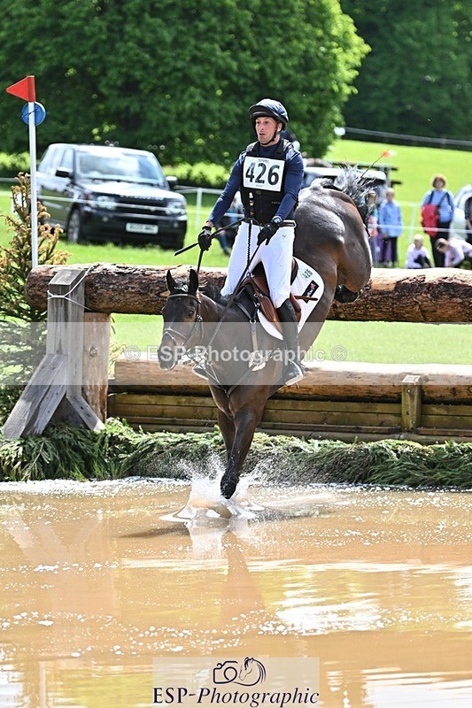 240526-114210-20652 - 426-VISCOUNT_VIKTOR-Tim_Price