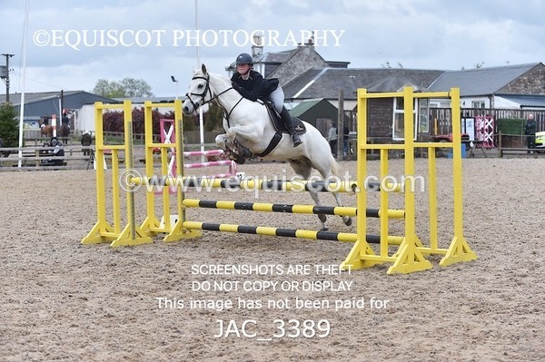 JAC_3389 - CLASS 4 Senior BritiNovice/ 90cm Open