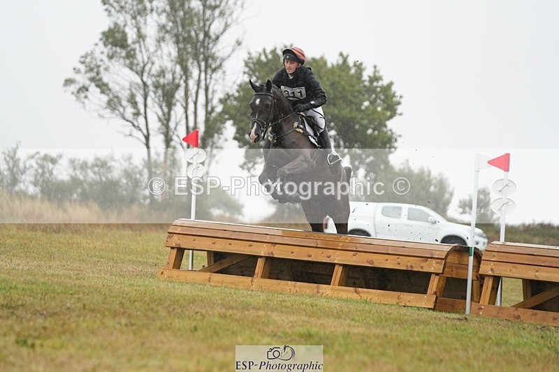 250830-141801-04074 - G-311-Max.Forster