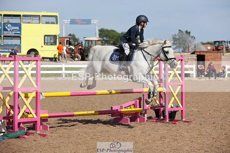 240629A-170922-08274 - Cls 13 Stepping Stones 128cm + 138cm