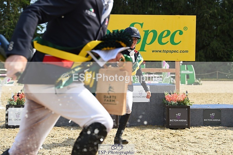 230528-162320-19390 - 4* Presentations