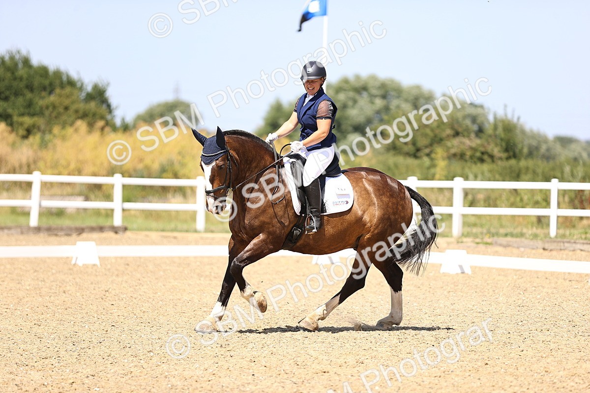 SBM_010673 - Novice 5 - 11.20-12.23