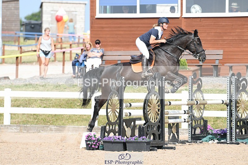 250725-164331-03997 - Cls 10 1.05m Amateur Quali