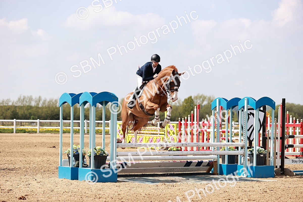  - Class 24 - Senior Newcomers - 1.10m