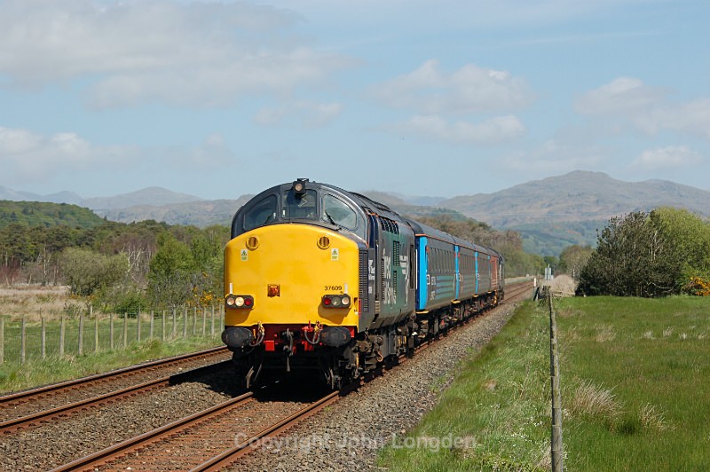 JL 23.5.15 37609 2C45 11.38 Barrow - Carlisle, Green Rd - Cumbrian Coast (north to south)