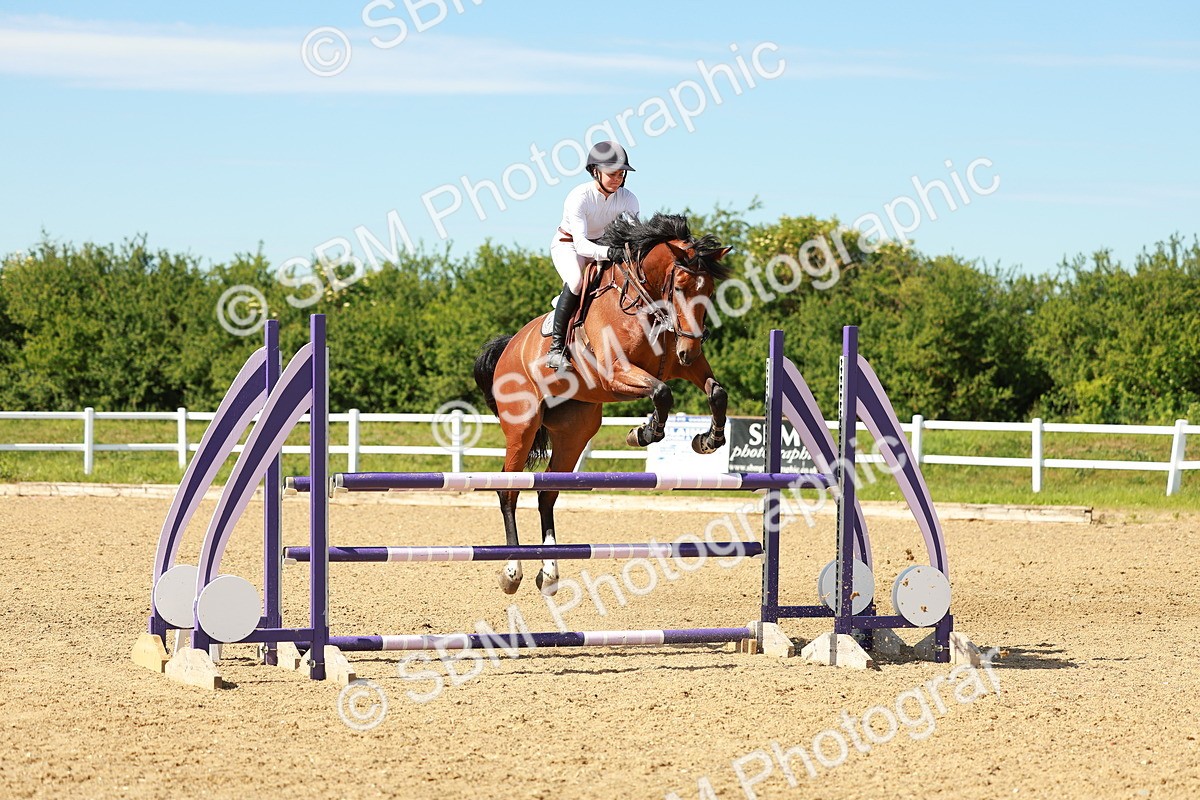 SBM_002792 - Class 4 - Senior Newcomers - 1.10m
