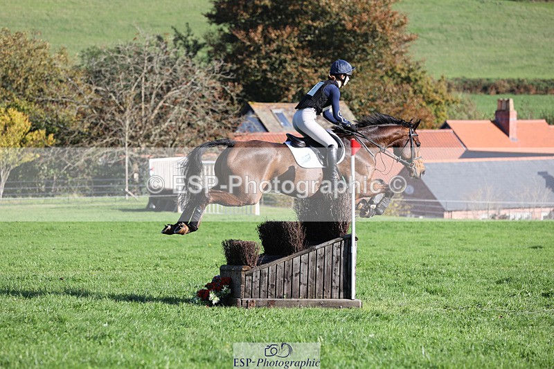 241025-111648-06452 - 015-Katie.Corbin-SPORTSFIELD.U2