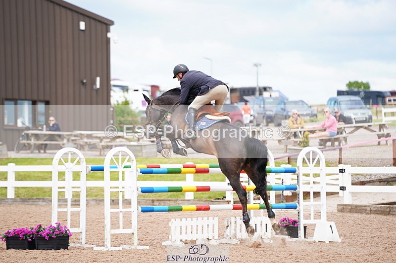 240525A-143750-06582 - Cls 18 National 1.40m