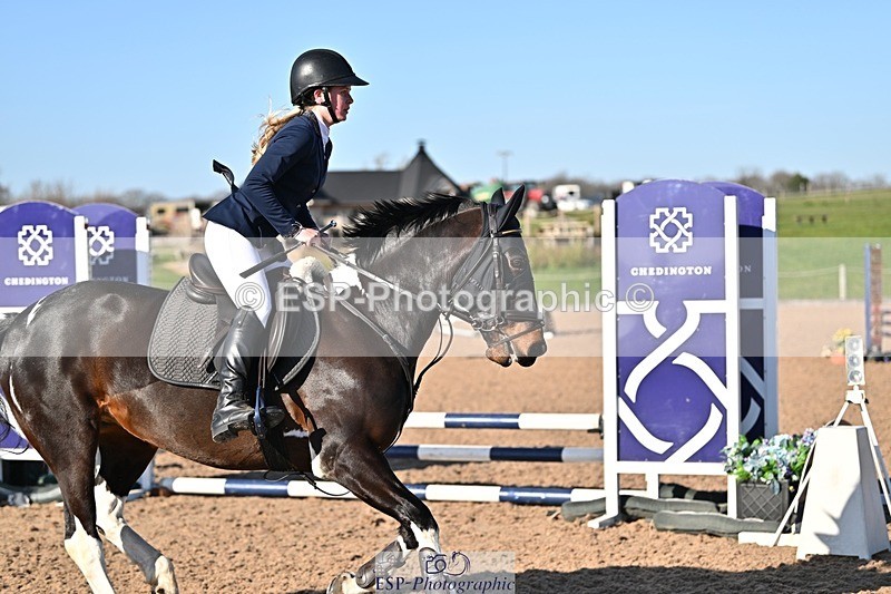 250401-170635-00274 - 70cm classes