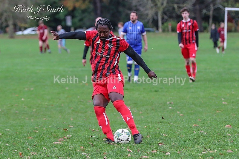 9KJS1563 - Nene League Sunday 16th November 2025 Abington Park