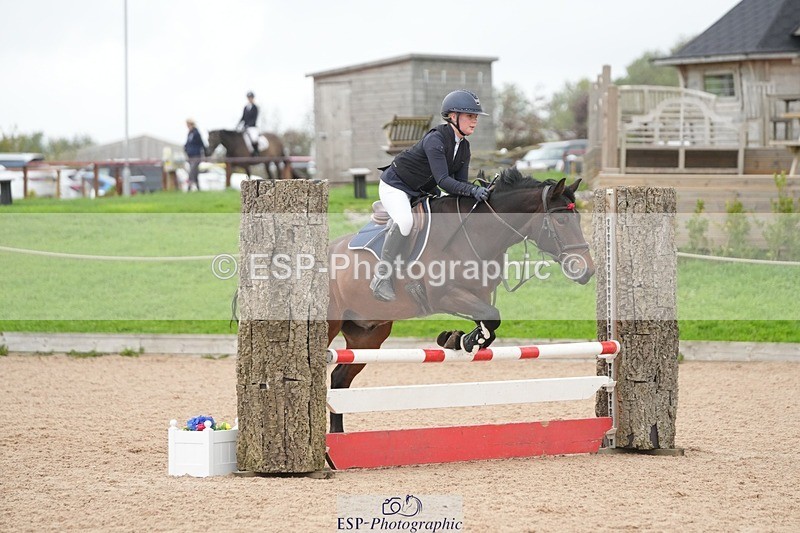 250920-101141-00565 - Cls 5 Pony British Novice and 80cm