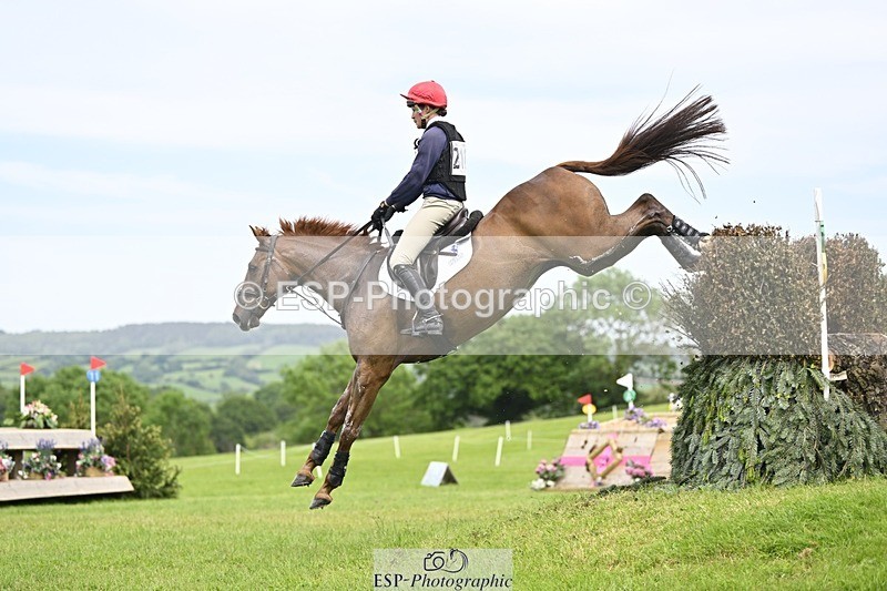 240525-151809-16742 - 216-I'M_A_WONDER-Rosie_Bradley-Hole