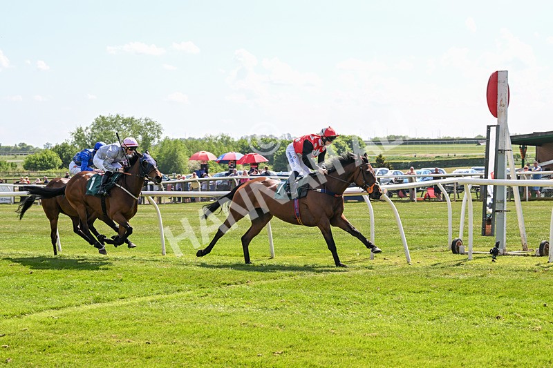 120525-Race 3-Zephlyn-8526 - Race 3