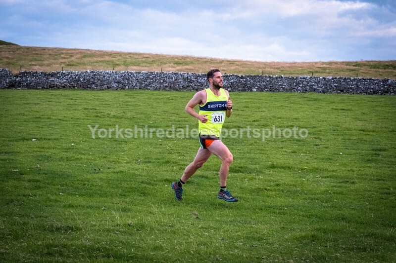 DSCF4028 - Eshton Moor  - Wharfedale Harriers