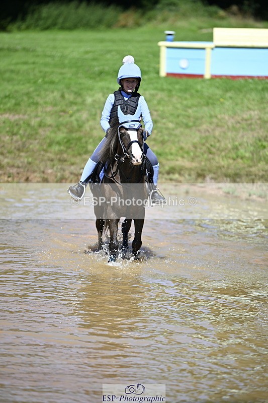 240728B-112503-01026 - Theo's Group XC