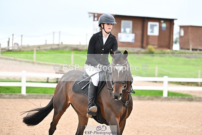 250920-110336-00368 - Cls 22+23 Club and Schools 70cm