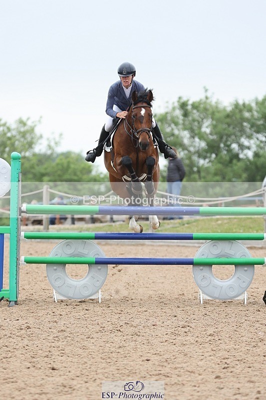 250524-125340-04828 - Cls 15 Snr Fox 1st Rnd